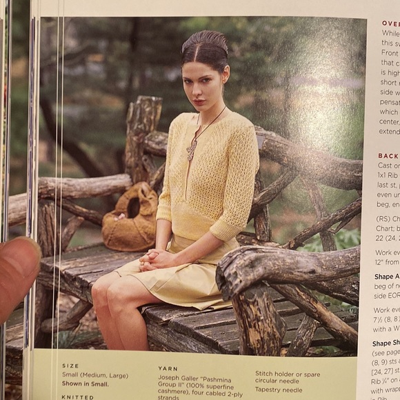 Loop-d-Loop Knitting Pattern Book - Picture 5 of 9